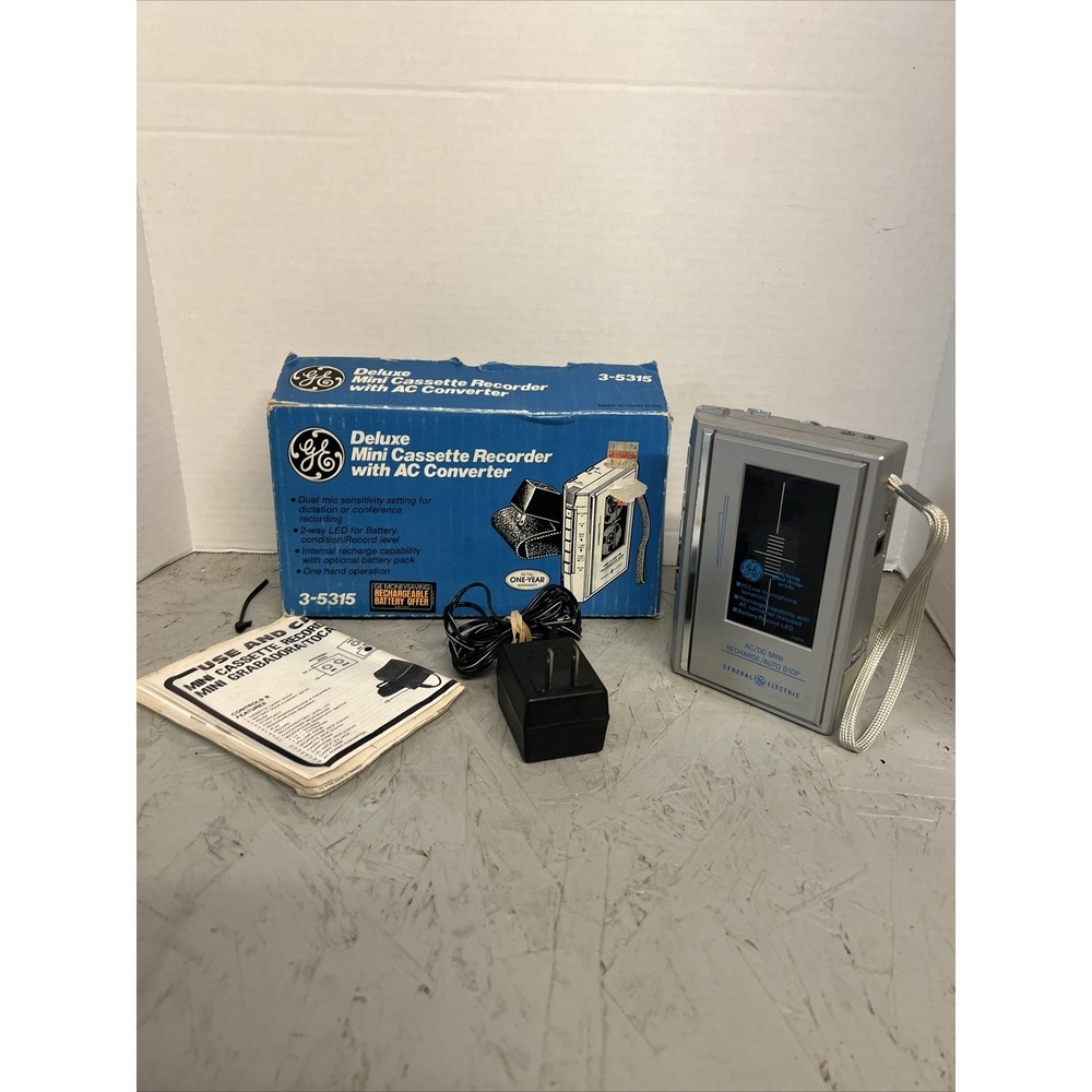 Vintage GE 3-5315 Deluxe Mini Cassette‎ Recorder W/ AC Converter Working